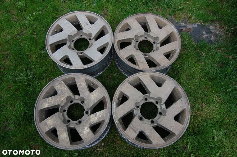 Mitsubishi Pajero Sport - Felgi Aluminiowe 16 cali  6X139,7