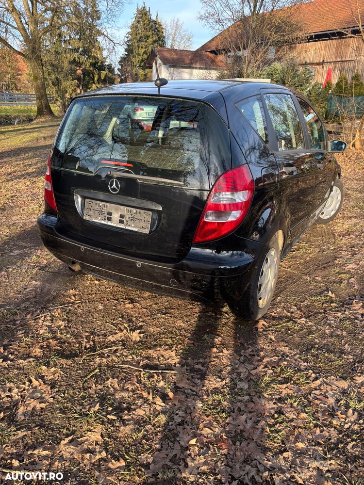 Mercedes-Benz EQA - 6