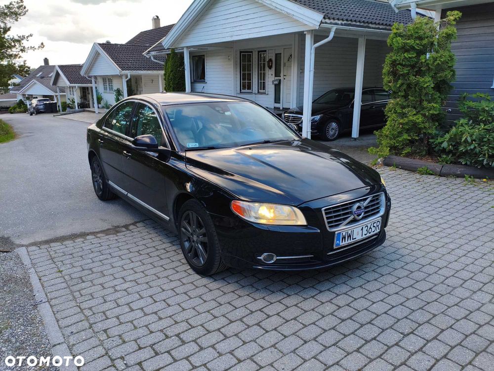 Volvo S80 - 1