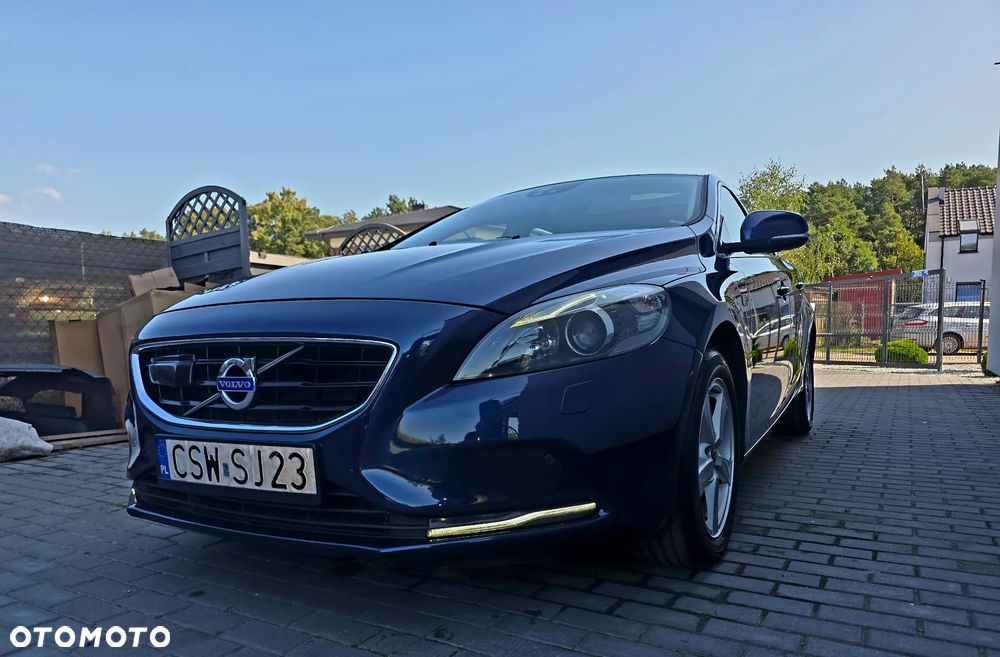 Volvo V40 D4 Drive-E Ocean Race - 32