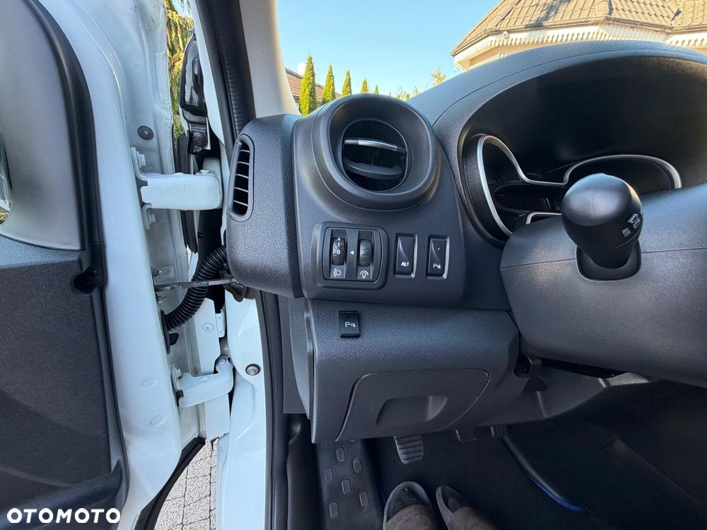 Renault Trafic - 17