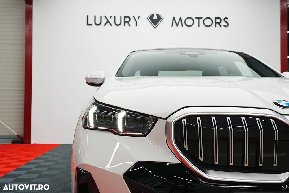 BMW Seria 5 520d AT MHEV - 23