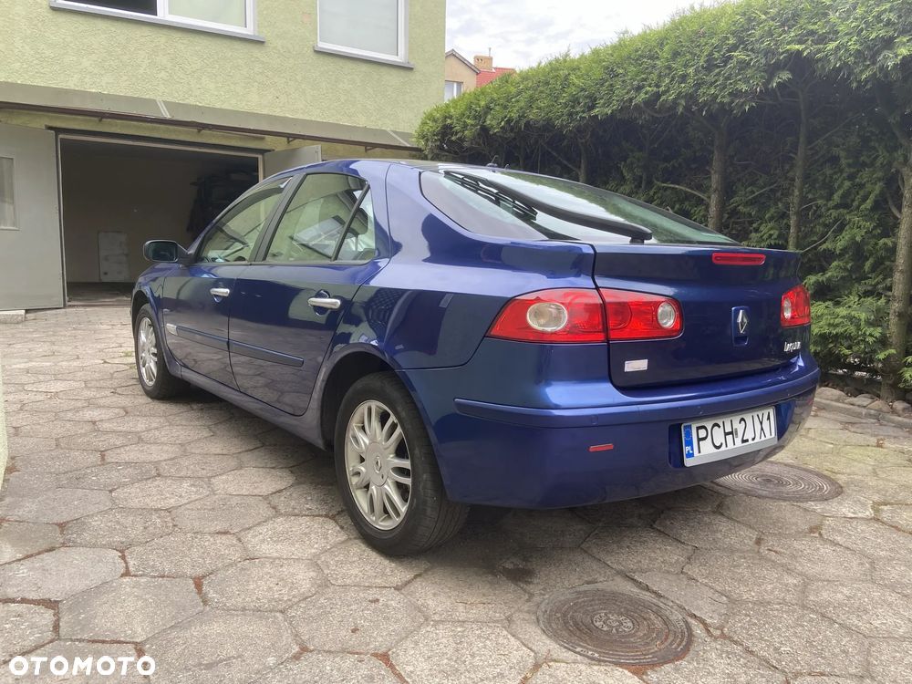 Renault Laguna 2.0 16V Avantage - 8