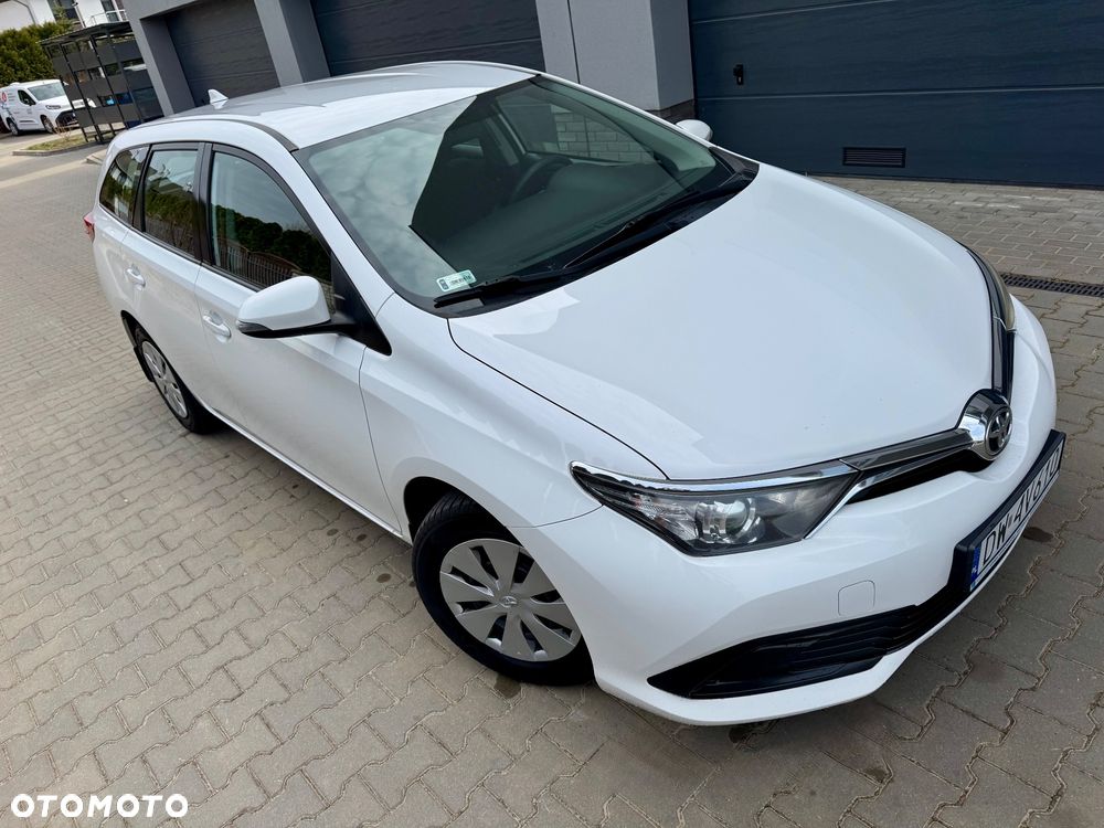 Toyota Auris 1.6 Active - 4