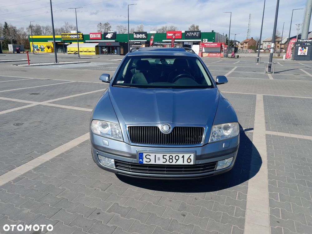 Skoda Octavia 2.0 FSI Elegance - 3
