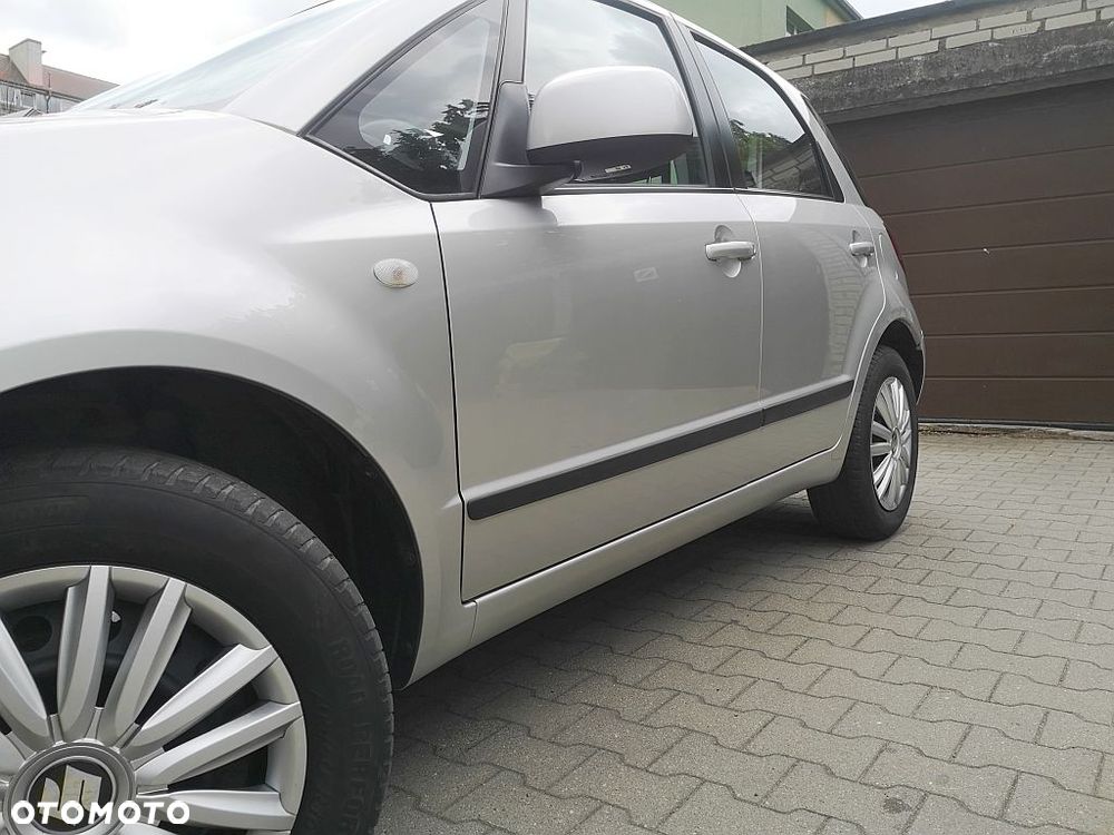 Suzuki SX4 - 12