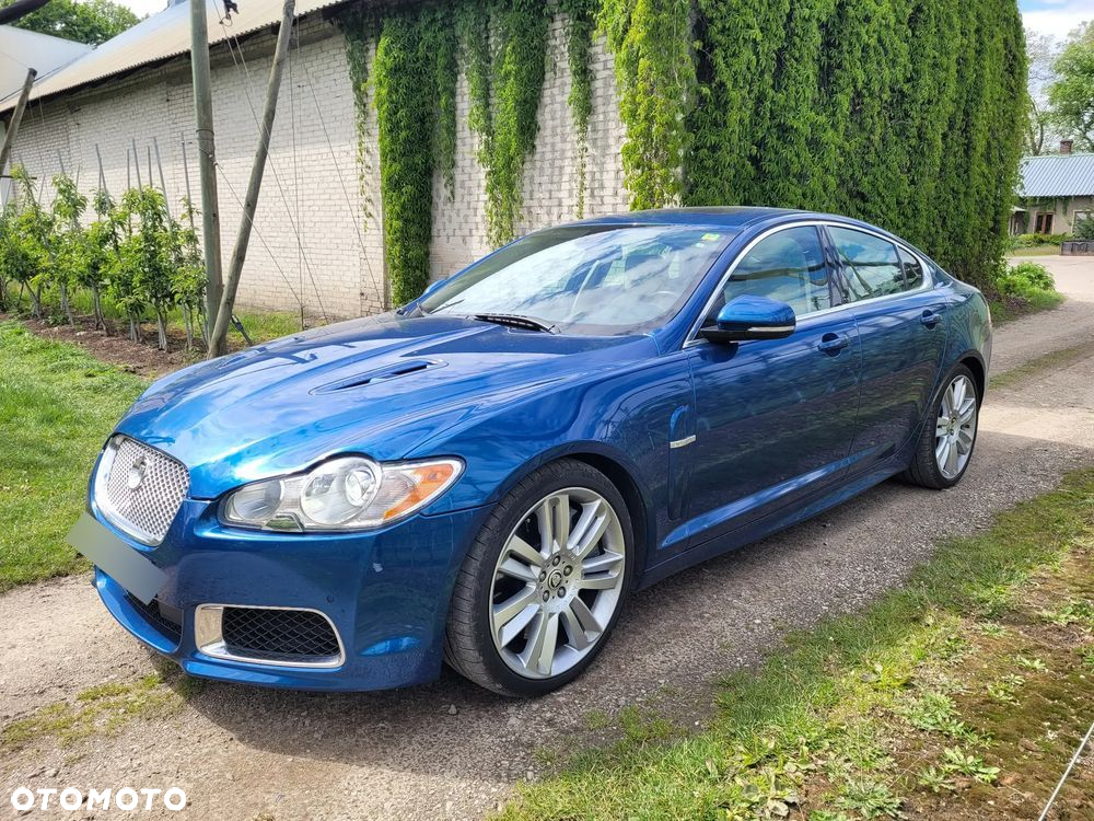 Jaguar XF XFR - 9