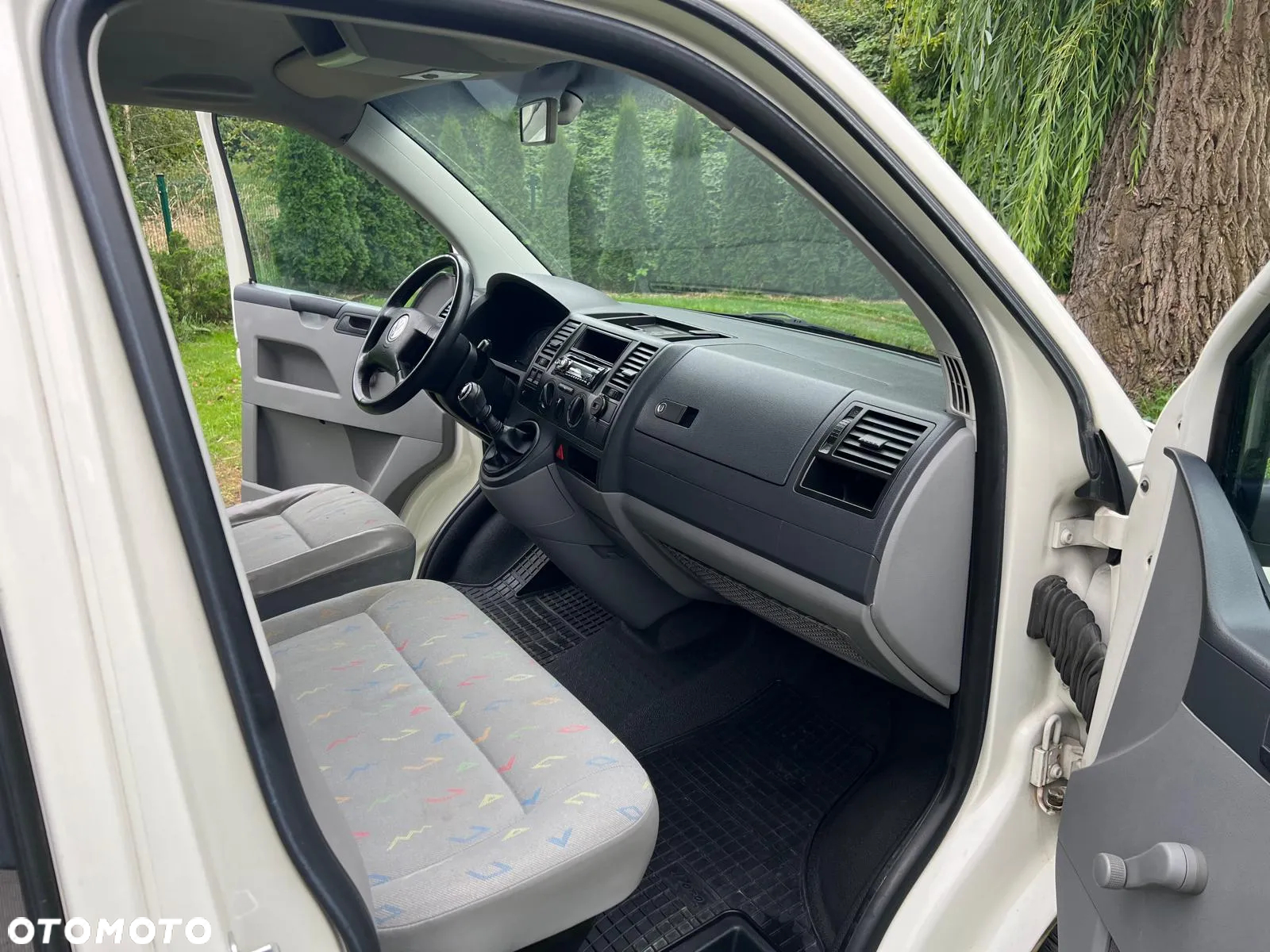 Volkswagen Transporter T5 TDI L1H1 - 9