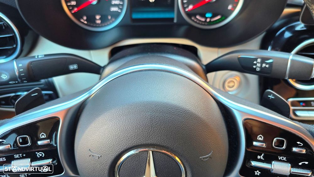 Mercedes-Benz GLC 300 - 27