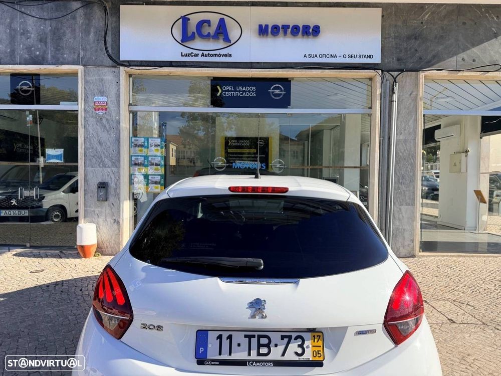 Peugeot 208 1.2 PureTech Style - 12