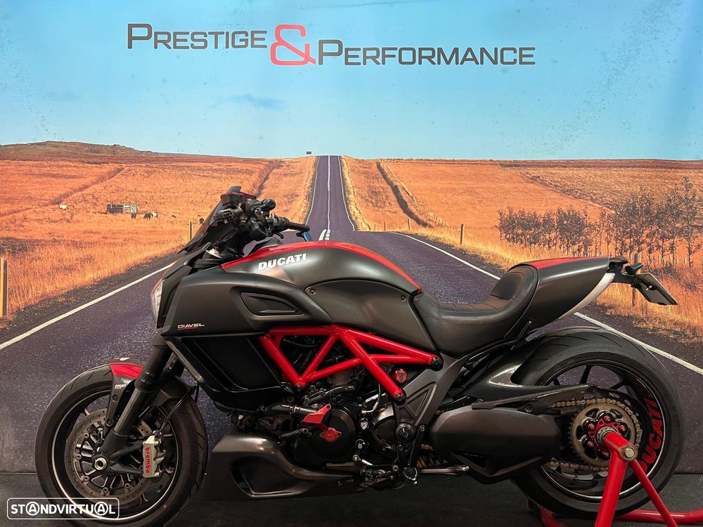 Ducati Diavel Carbon - 4