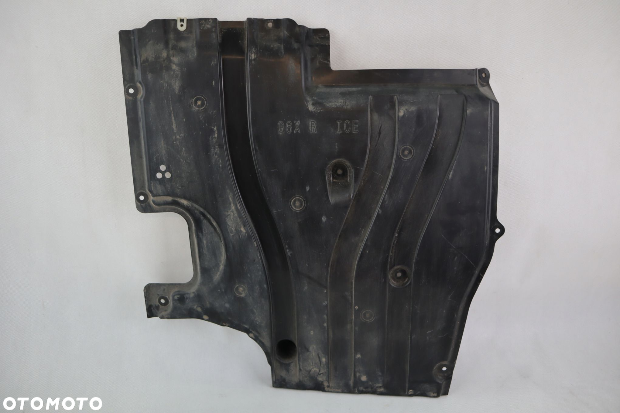 PŁYTA OSŁONA OBUDOWA POD SILNIK BMW 5 G60 ORYGINAŁ 51759881688 PRAWA - 2