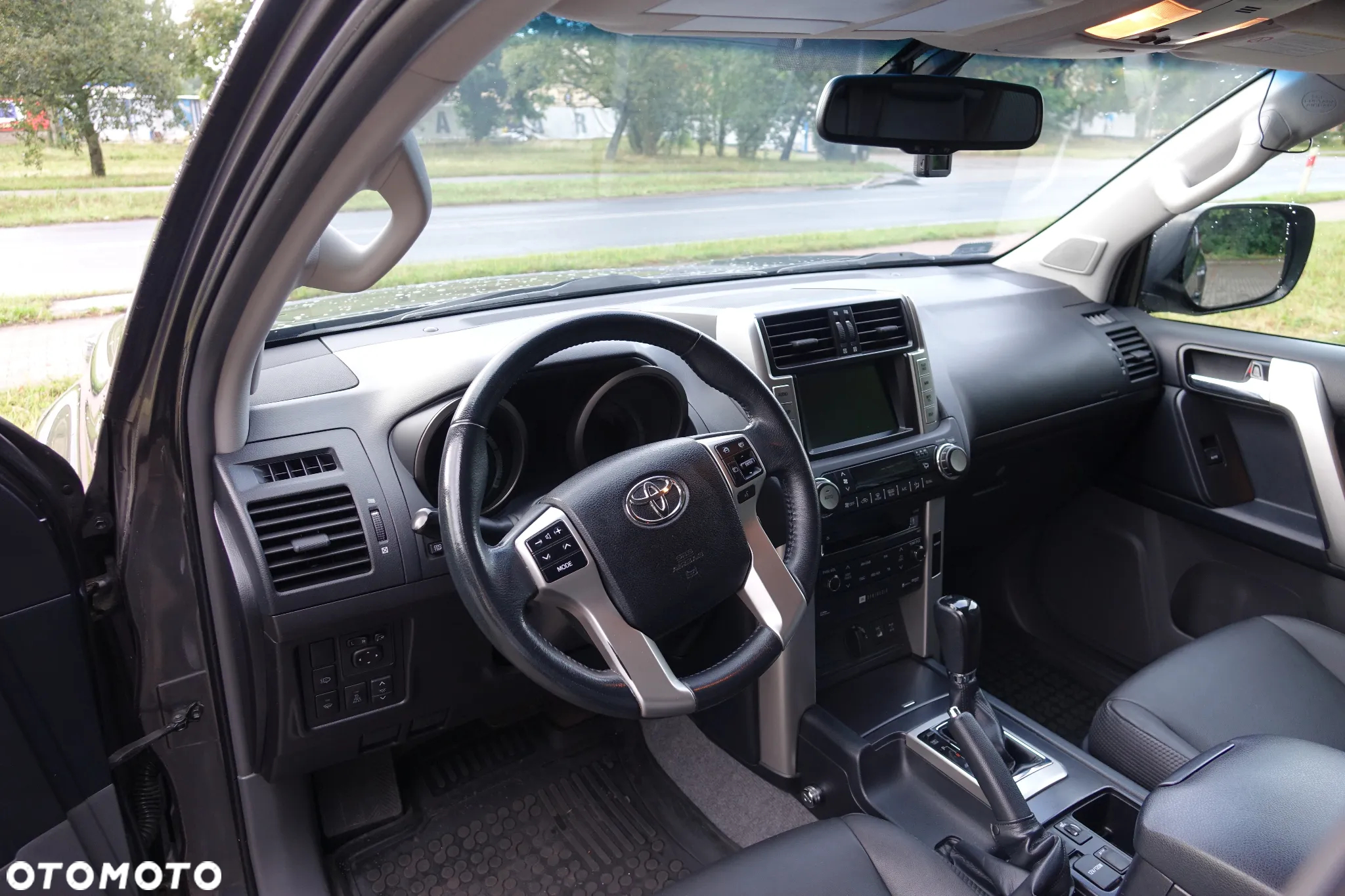 Toyota Land Cruiser LC 3.0 D-4D Sol plus - 16
