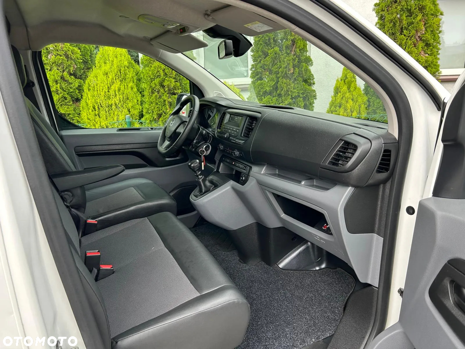 Opel Vivaro - 23