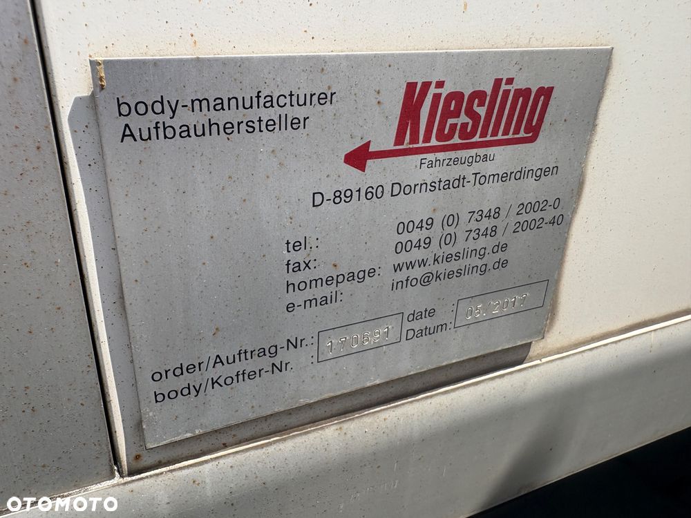 MAN TGM 15.250 / CHŁODNIA CARRIER / DZIELONA KOMORA / DMC 16.000kg / 385.000km przebiegu / WINDA / EURO 6 - 40