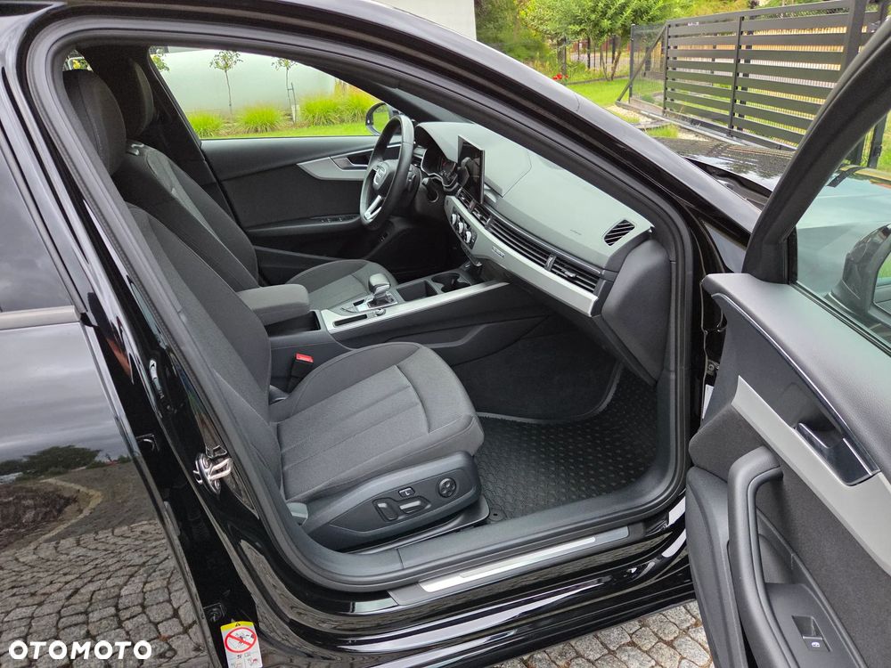 Audi A4 Avant 40 TDI quattro S tronic S line - 13