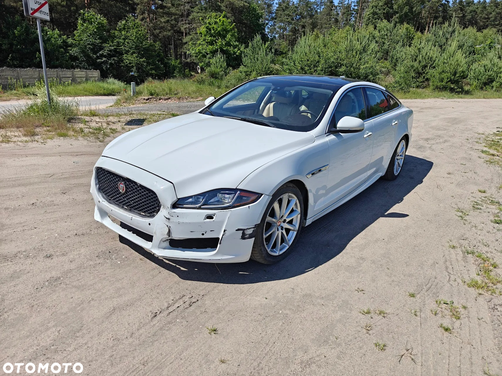 Jaguar XJ 3.0 T AWD R-Sport - 3
