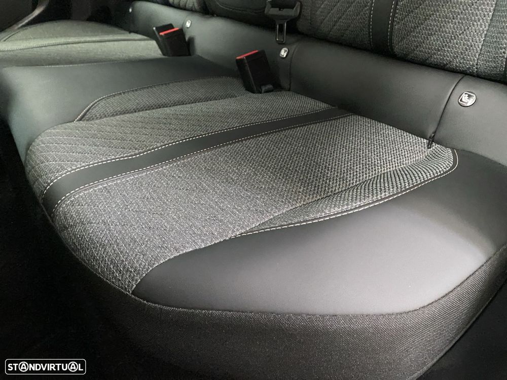 Peugeot e-208 50 kWh Allure - 19