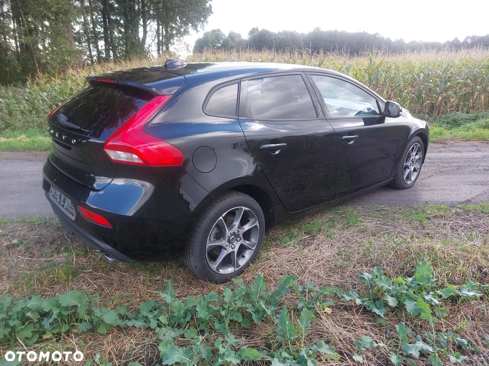 Volvo V40 - 14