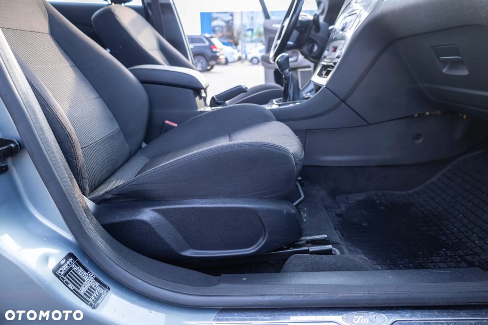Ford Mondeo 2.0 Titanium - 23