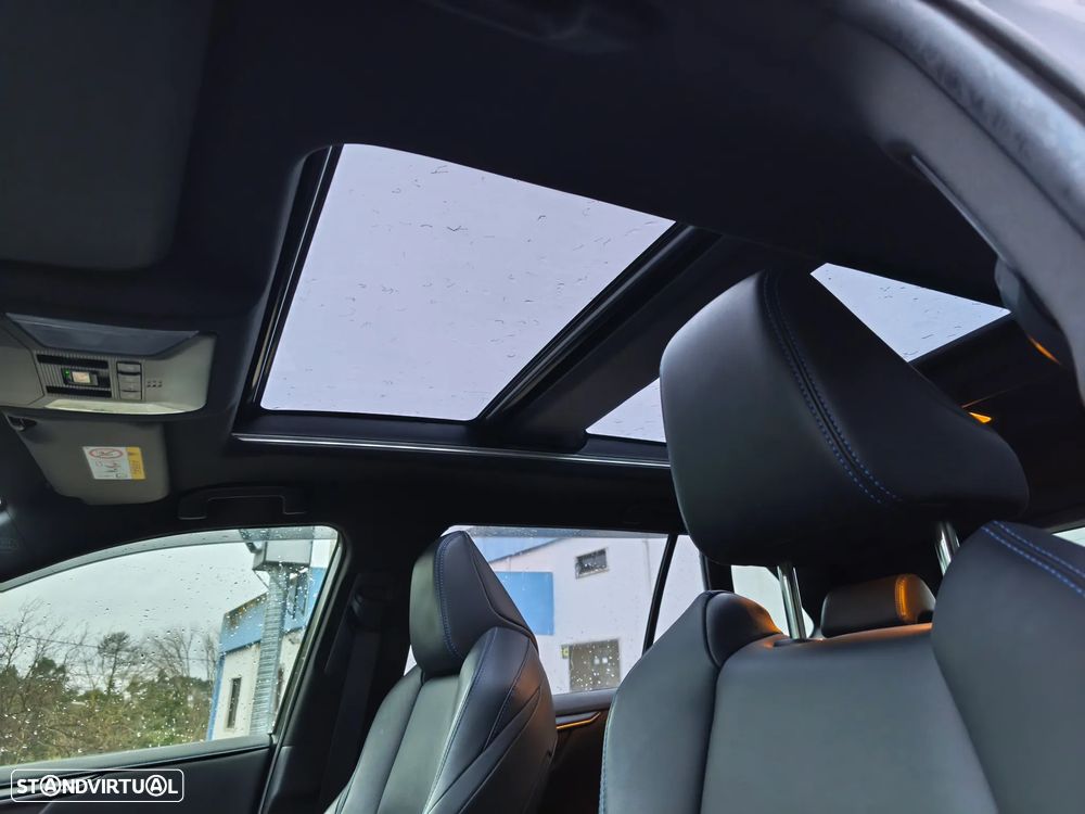 Toyota RAV4 2.5 HDF Lounge - 12