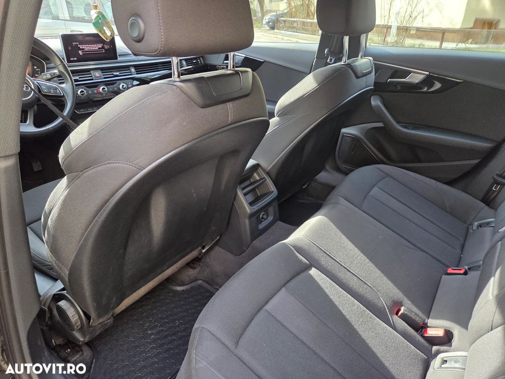 Audi A4 2.0 TDI S tronic - 11