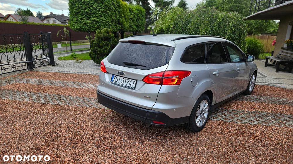 Ford Focus 1.0 EcoBoost Titanium - 3