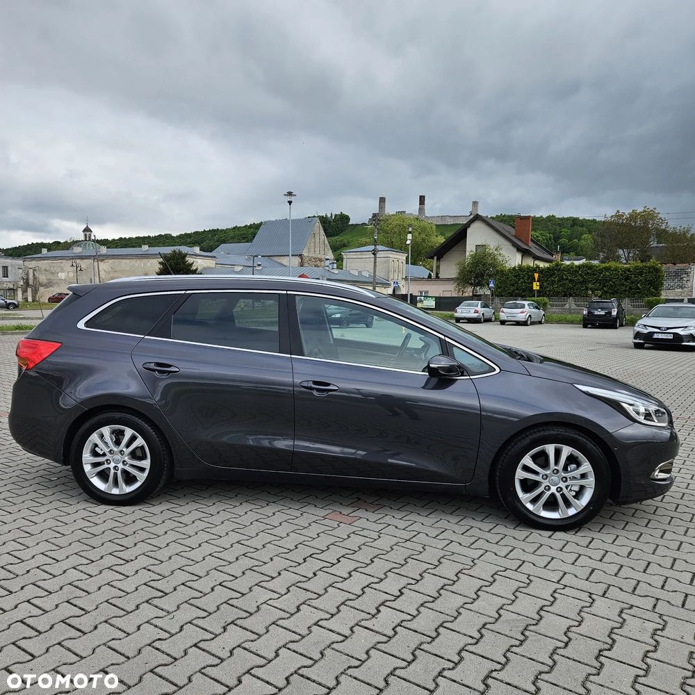 Kia Ceed 1.4 CVVT ISG Spirit - 4