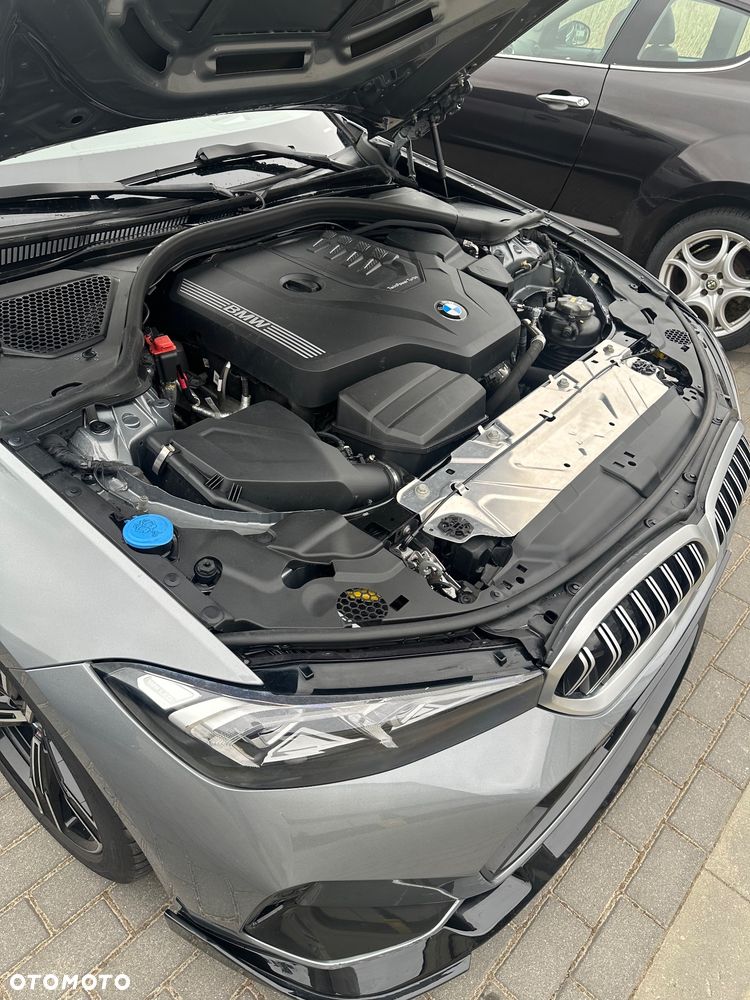BMW Seria 3 318i M Sport - 26