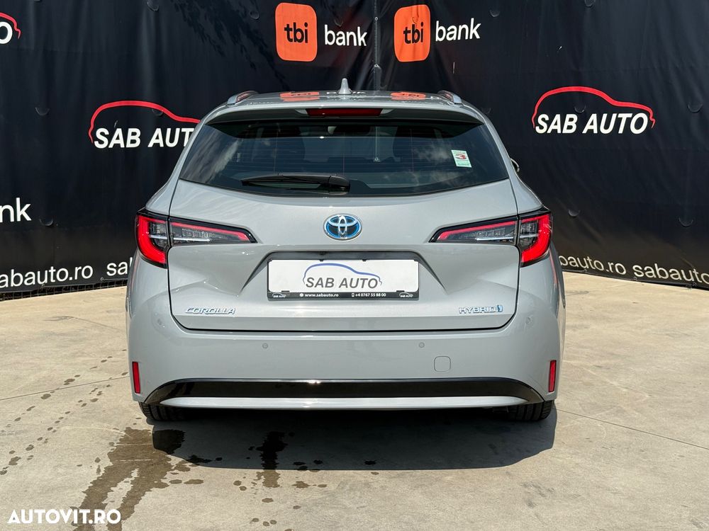 Toyota Corolla 1.8 HSD Business - 21