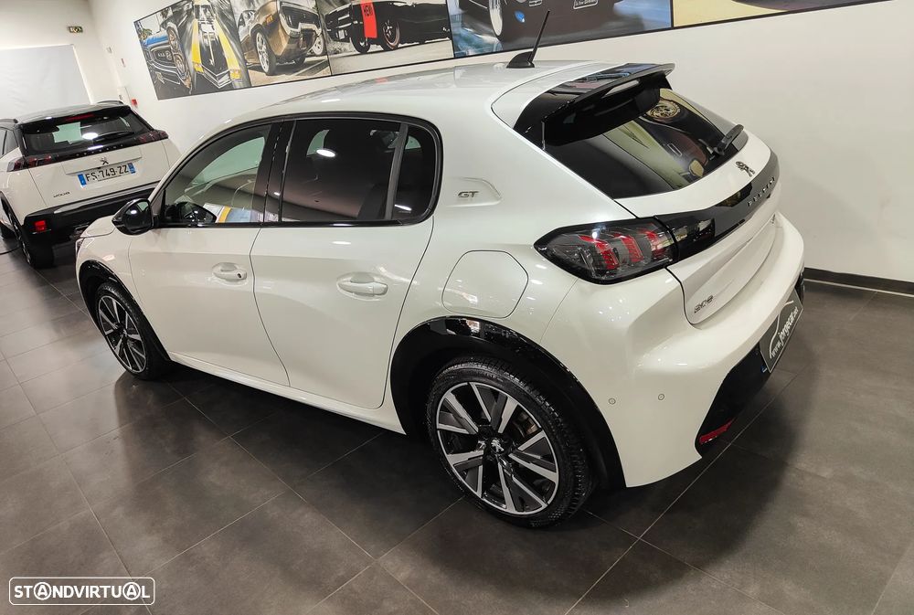 Peugeot 208 1.2 PureTech GT Line - 23