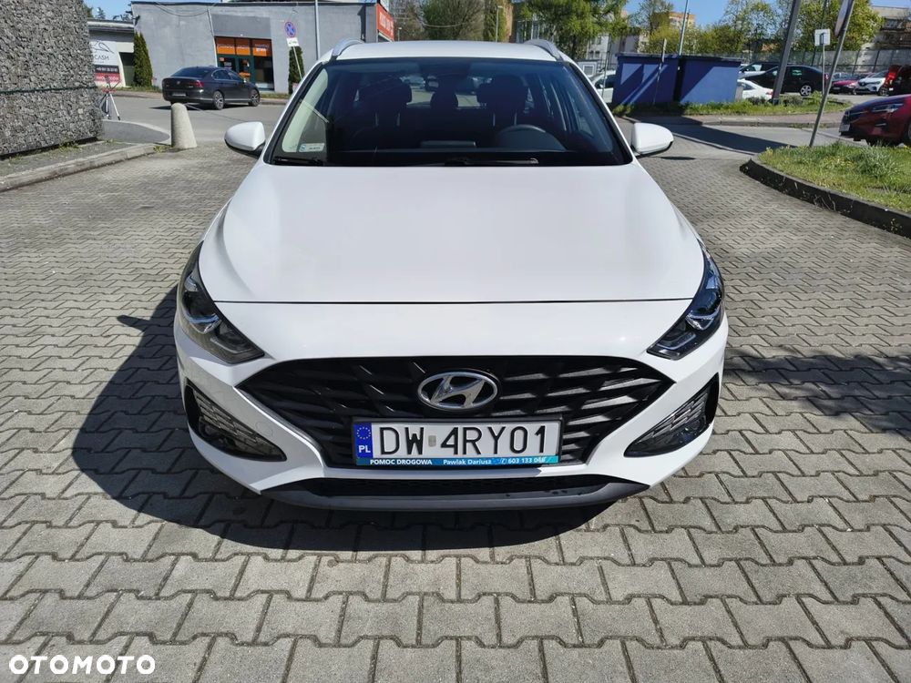 Hyundai i30 1.5 DPI Classic + - 6