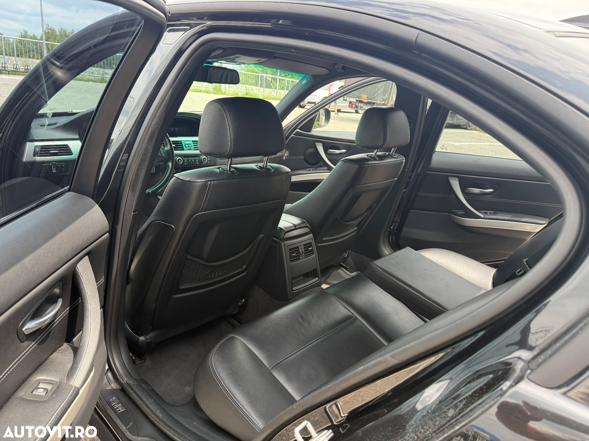 BMW Seria 3 320d Cabriolet - 13