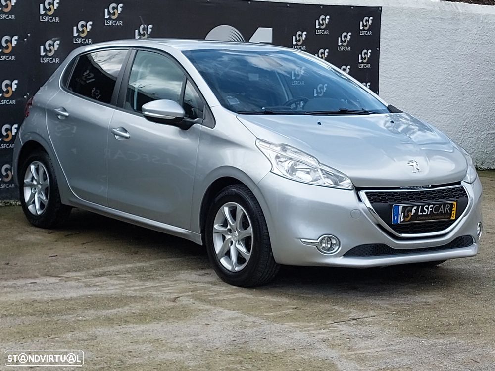 Peugeot 208 1.4 HDi Active - 2