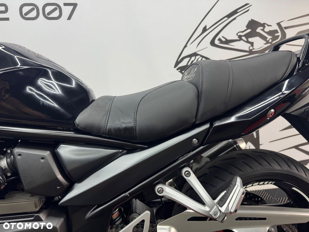 Suzuki Bandit - 19