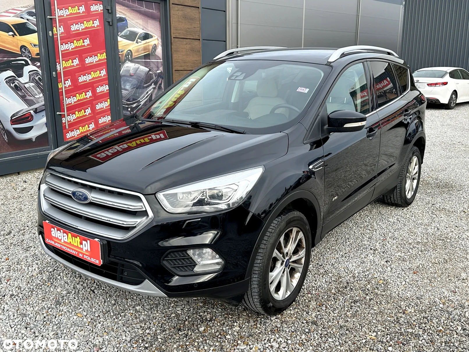 Ford Kuga 1.5 EcoBoost 4WD Titanium Plus - 3
