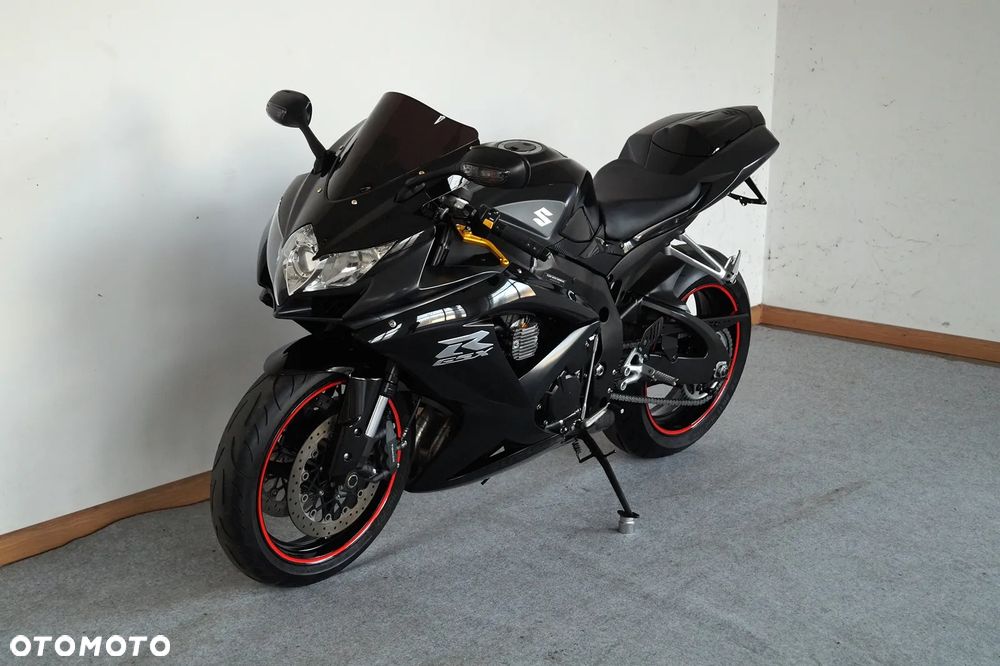 Suzuki GSX-R - 4