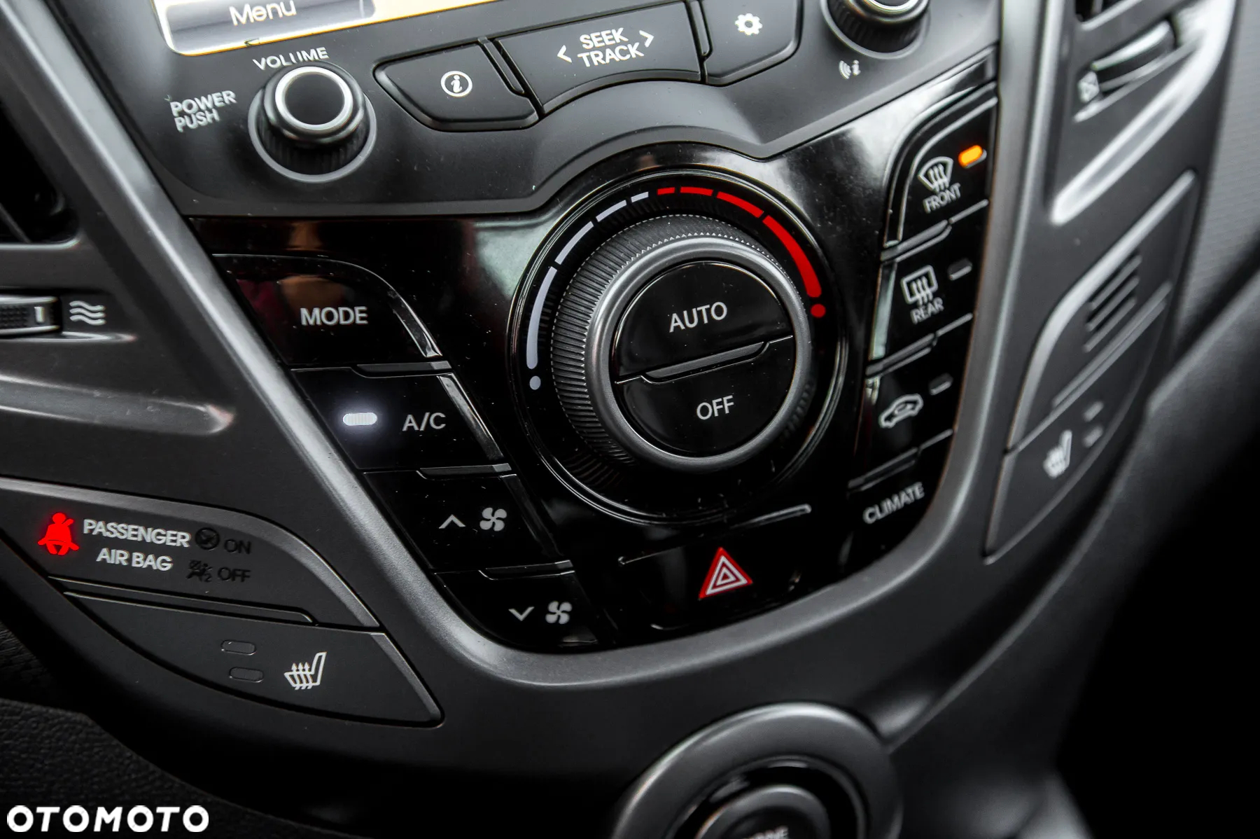 Hyundai Veloster 1.6 Turbo Premium - 31