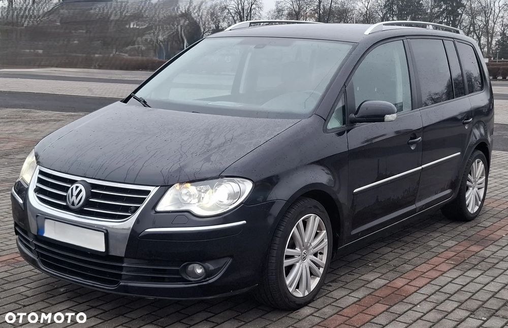 Volkswagen Touran 2.0 TDI DPF Highline DSG - 1
