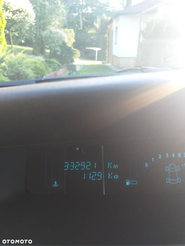 Renault Scenic 1.9 dCi FAP Conquest - 8