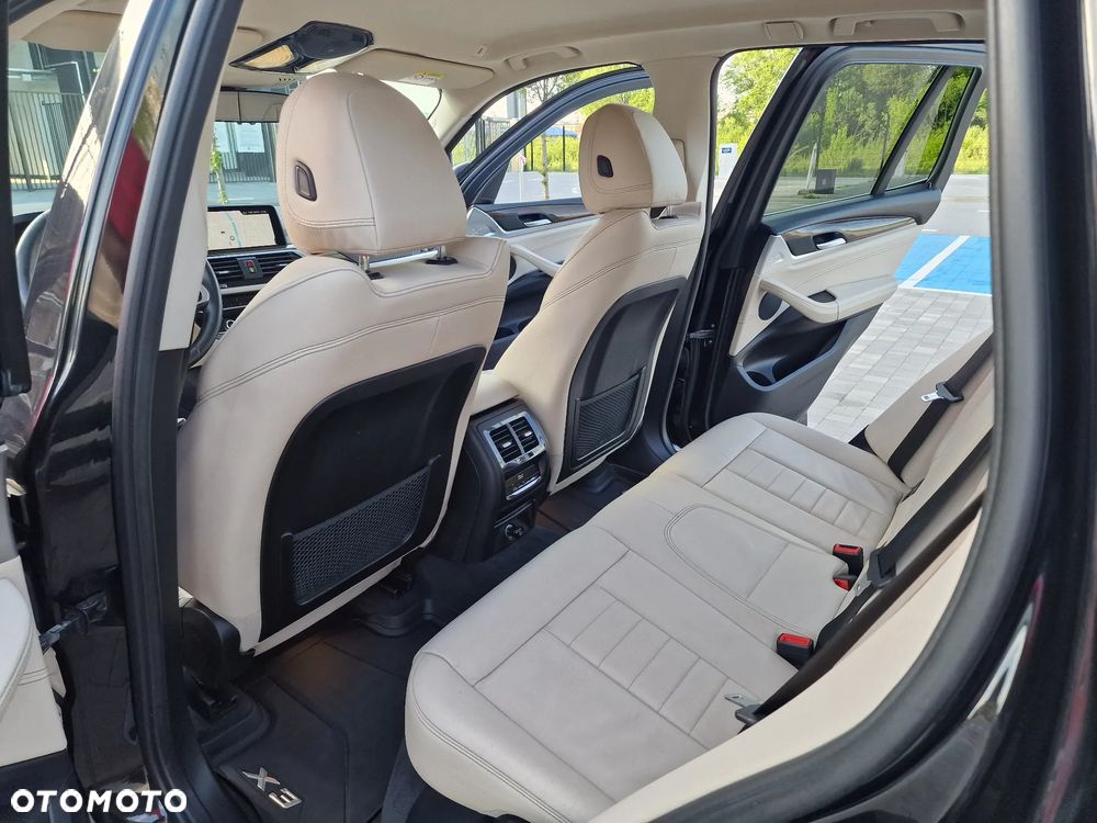 BMW X3 xDrive20d Business Edition - 19