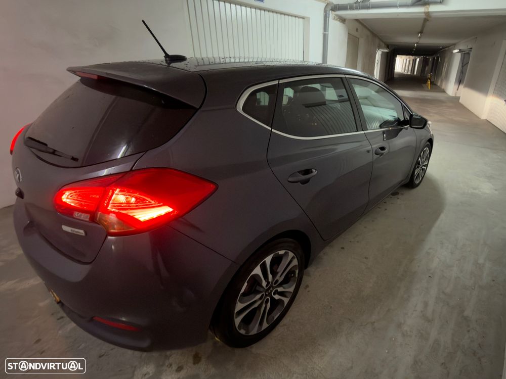 Kia Ceed 1.6 CRDi TX Prime - 6