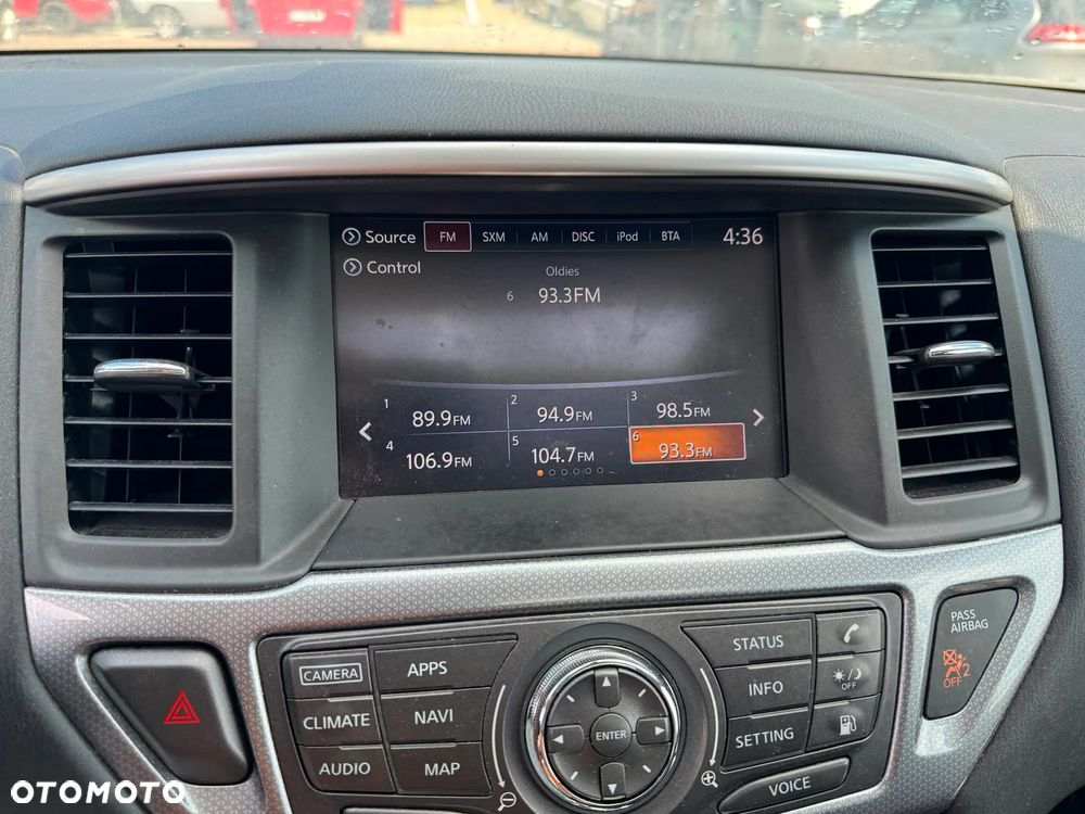 Nissan Pathfinder - 18