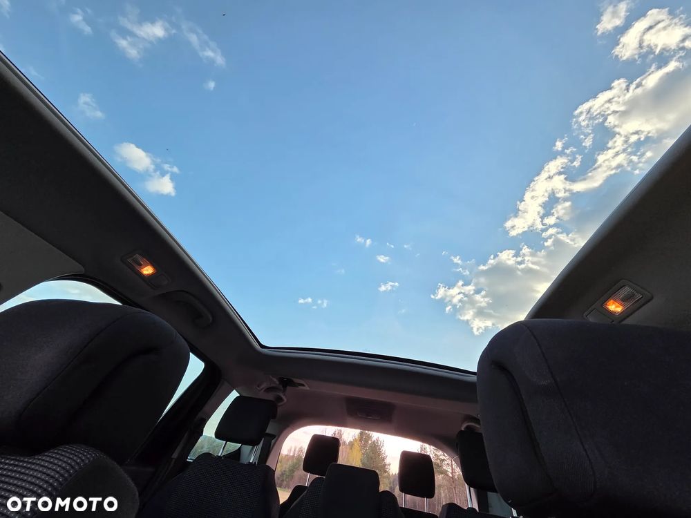 Peugeot 5008 1.6 THP Active 7os - 24