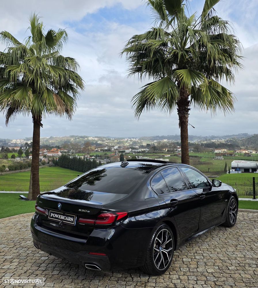 BMW 530 e Pack Desportivo M - 18