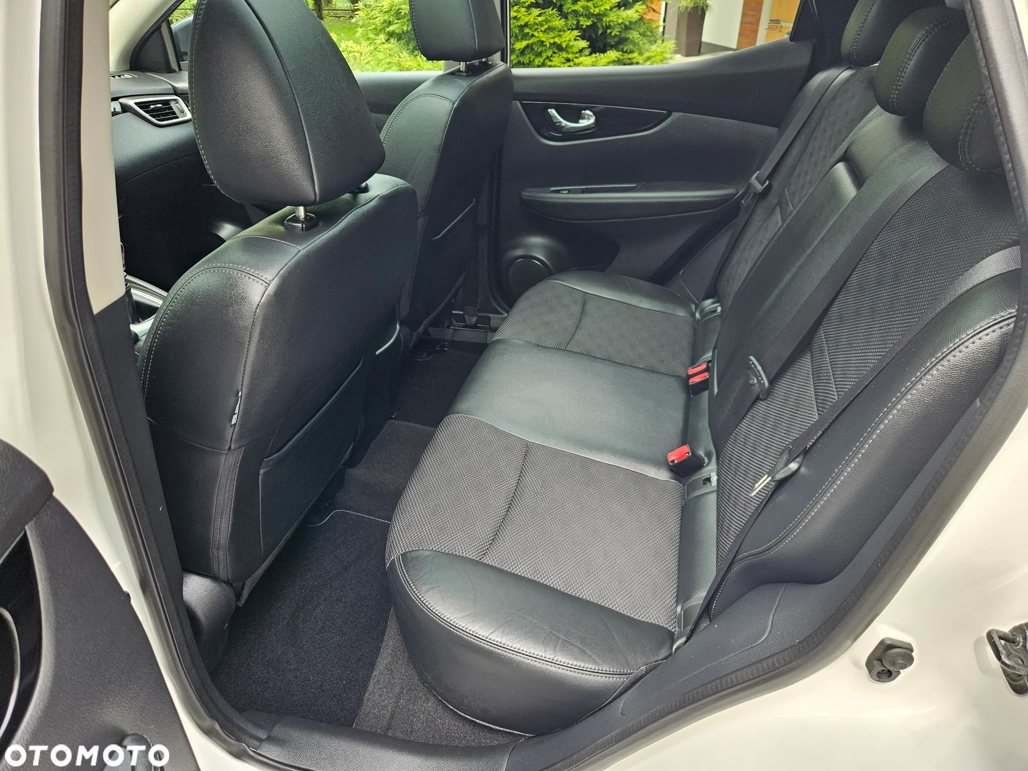 Nissan Qashqai 1.6 DIG-T Tekna - 25