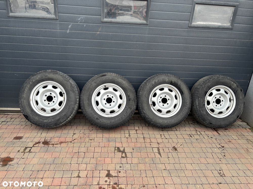 Felgi z Oponami Ford F150 6x135 265/70/17 22r 7.5Jx17 - 2
