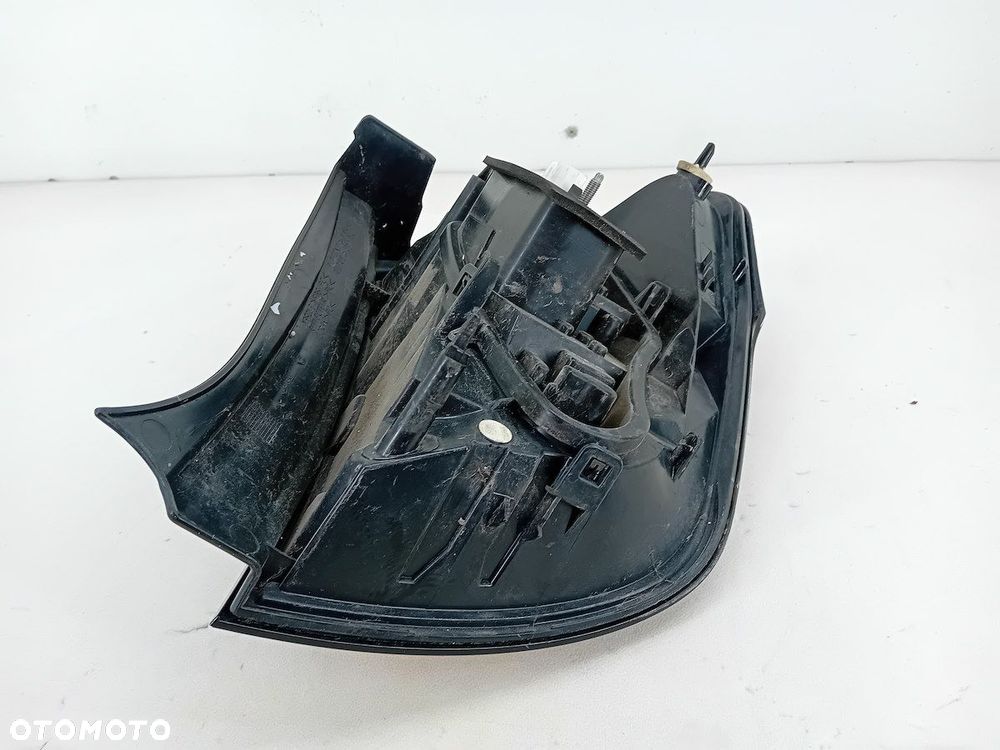 LAMPA TYLNA LEWA CITROEN C3 II FL (13-16 ) 9803928880 HATCHBACK - 2