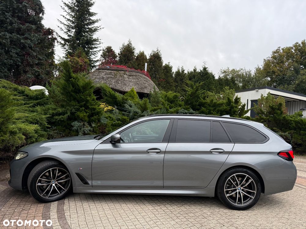 BMW Seria 5 520d xDrive M Sport Edition - 16