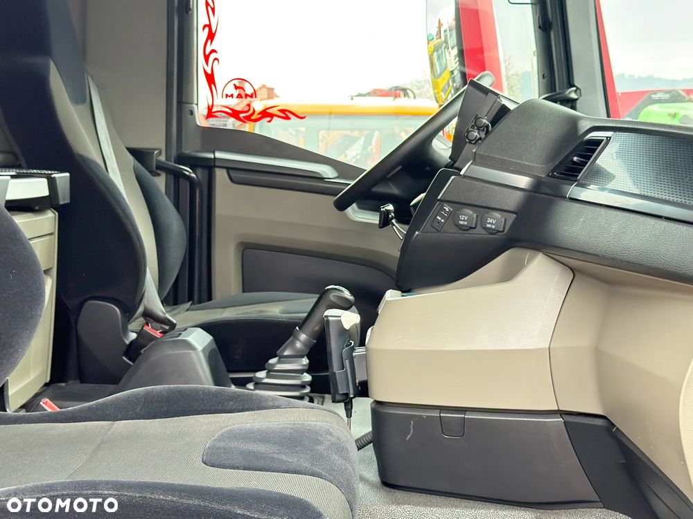 MAN TGL 8.220 * CHŁODNIA * STAN BDB - 13